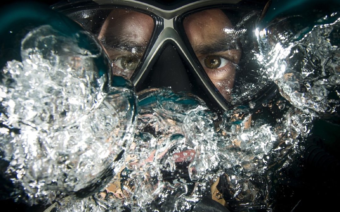 How To Select the Right Scuba Mask and Prevent Fogging